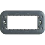 Supporto per scatola 4 moduli BTicino H4704 Axolute
